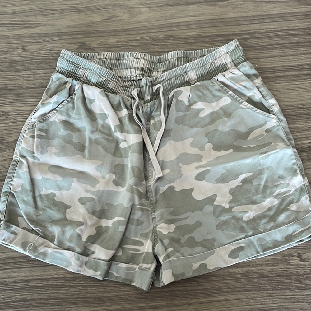 Woman’s shorts